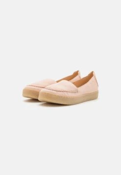 Clarks Barleigh Low - Trainers - Pale Peach -Fashion Clothing Store 04b325dcbdbf409d811959d36e4dc12b