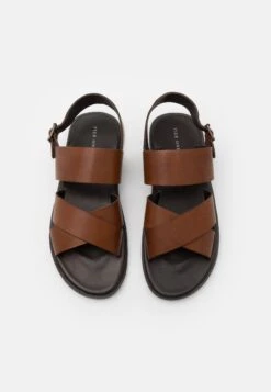 Pier One Unisex - Sandals - Cognac -Fashion Clothing Store 0a07074850c04c5cbb6dcf9e4ef2f80a