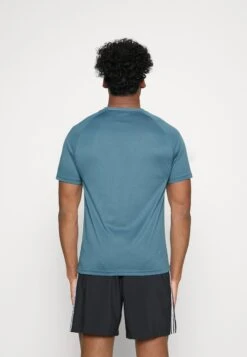 Lyle & Scott Core Raglan - Sports T-Shirt - Blau -Fashion Clothing Store 0ad1658a81384048ae3842a436000fe4