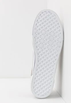 Pier One Trainers - Cognac 12 Pier One Trainers - Cognac -Fashion Clothing Store 145a34f35dfa413597a2a65581546fa1