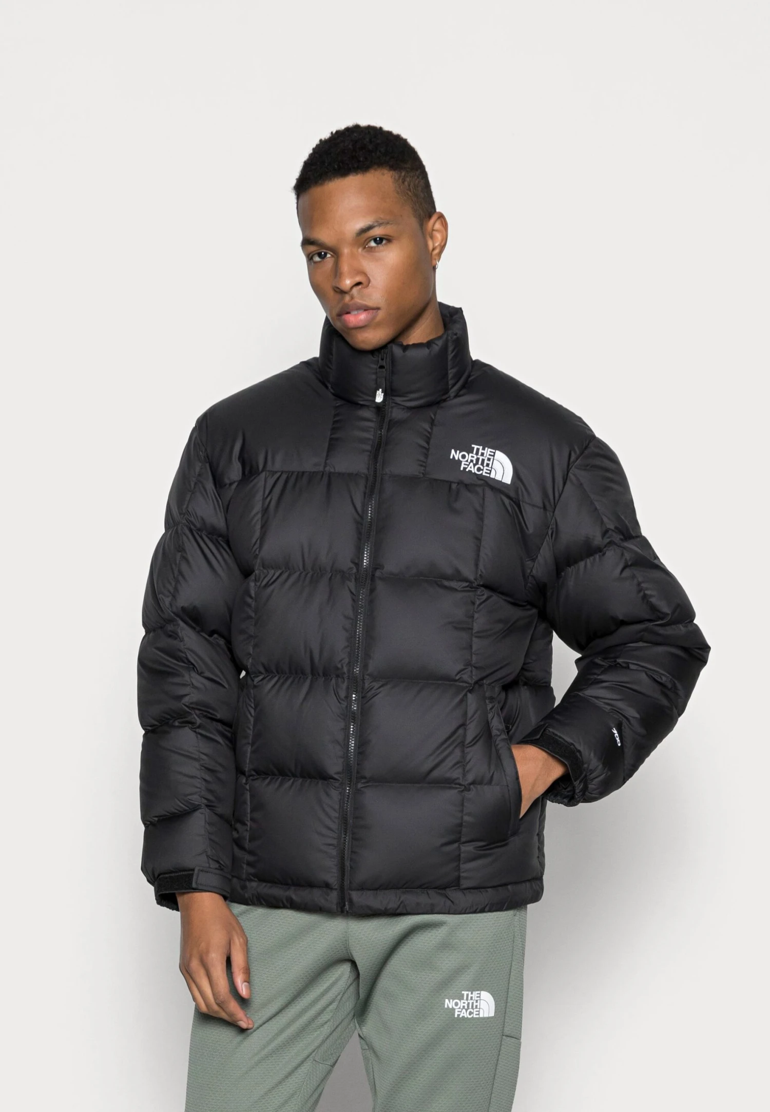 The North Face M Lhotse- Eu - Down Jacket - Black/White 1 The North Face M Lhotse- Eu - Down Jacket - Black/White
