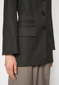 By Malene Birger Essentials Porter - Short Coat - Black -Fashion Clothing Store 1d824c12b2e74d3f8644551ac8c447c8