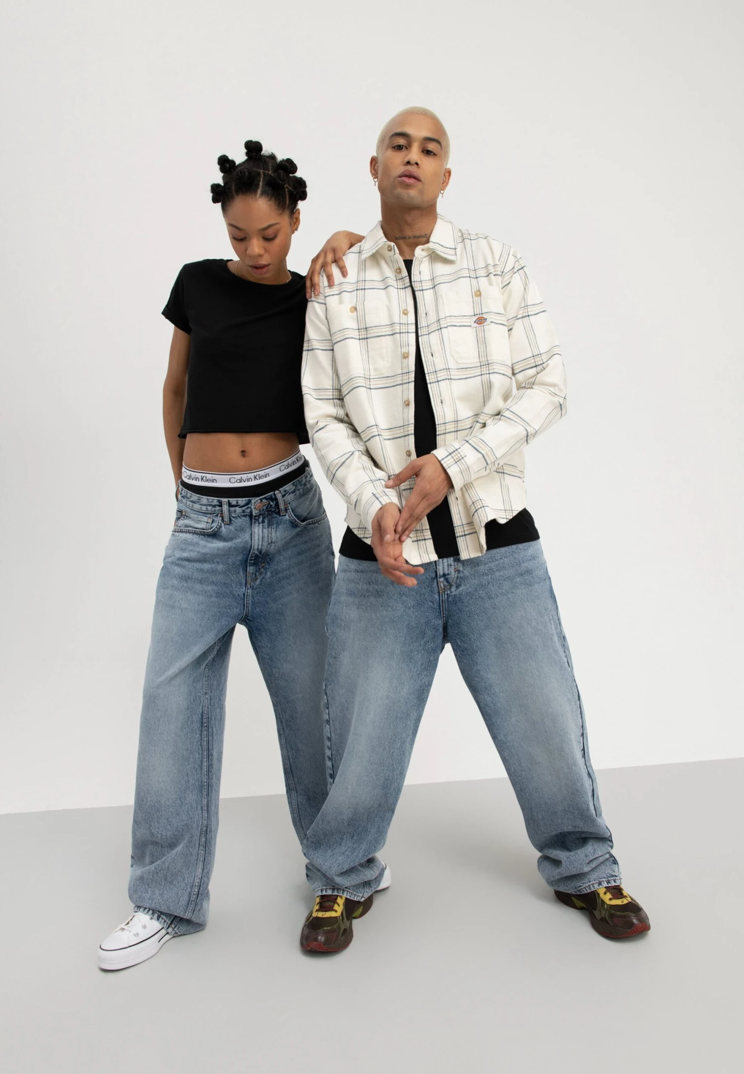 YOURTURN Baggy Jeans Unisex - Relaxed Fit Jeans - Dark Blue Denim 2 YOURTURN Baggy Jeans Unisex - Relaxed Fit Jeans - Dark Blue Denim - Image 2