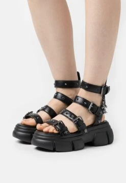 KOI FOOTWEAR Raining Vengeance Charm Platform - Platform Sandals