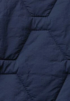 ESPRIT Light Jacket - Light Jacket -Fashion Clothing Store 37c81a638c1742ac84c694ec97ff641f