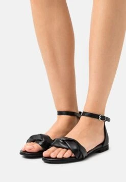 Leather - Sandals - Black