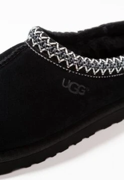 Ugg Tasman - Slippers - Black -Fashion Clothing Store 46f5329118614100b3d8b729076c427c
