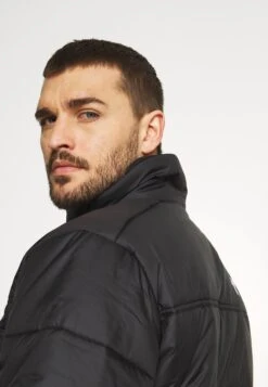 The North Face Saikuru Jacket - Winter Jacket - Black -Fashion Clothing Store 4ab183644d42412ba4c67723ad6c335b