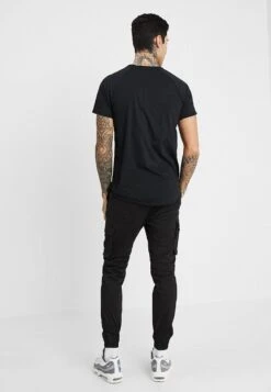 Pier One Cargo Trousers - Black -Fashion Clothing Store 53b2bc3b189f42638b83c94f1e5a0848