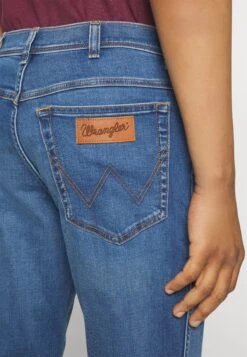 Wrangler Texas- Slim Fit Jeans - Pisces 9 Wrangler Texas- Slim Fit Jeans - Pisces -Fashion Clothing Store 577cdceab1444c9abe278abbe9e4abee