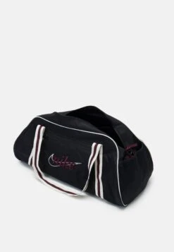 Nike Performance Gym Club Retro - Sports Bag - Black/Sail/Night Maroon -Fashion Clothing Store 5a66aeb790e349f79df09c01582936e2