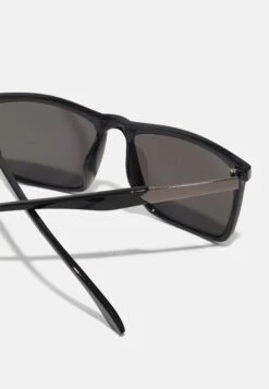 Pier One Unisex - Sunglasses - Black -Fashion Clothing Store 68eedd1883084ceba8a39a75b1e28cc2