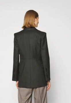 By Malene Birger Essentials Porter - Short Coat - Black -Fashion Clothing Store 72539fd169cb438db4657ea0a3ea4c3a