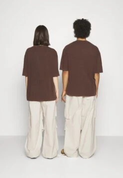 YOURTURN Unisex - Cargo Trousers - White -Fashion Clothing Store 7c134202bf934dad81d73ae035635b6d