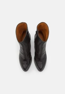 Chie Mihara Fayu - Platform Ankle Boots -Fashion Clothing Store 7e429422264b41a282470a2b5c7b26ee