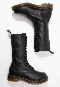 Dr. Martens Virginia - Lace-Up Boots -Fashion Clothing Store 8c5f05b0ea424972adfc9687954c8cc2