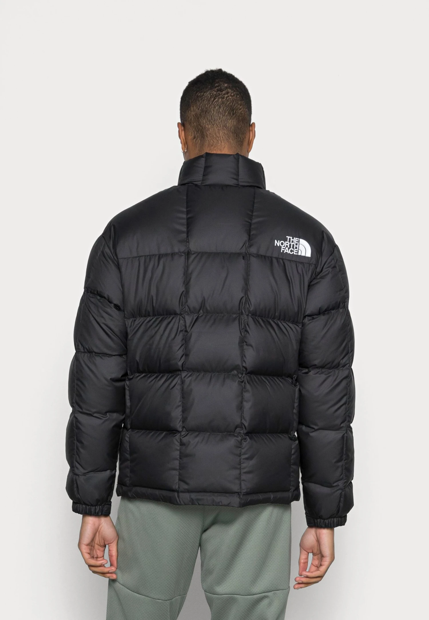 The North Face M Lhotse- Eu - Down Jacket - Black/White 3 The North Face M Lhotse- Eu - Down Jacket - Black/White - Image 3