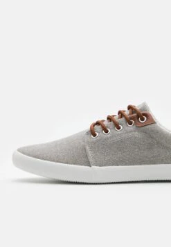 Pier One Unisex - Trainers - Light Grey -Fashion Clothing Store 8f5660aa856d43a69db14e309615dd5c