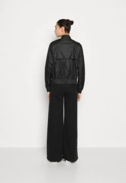 K-Way Amaurette Iridiscent - Bomber Jacket -Fashion Clothing Store 91f98e3b67424677af869511380e0b76