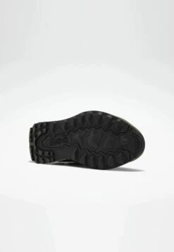 Reebok Classic Classic Leather Unisex - Trainers - Core Black Army Green Stucco -Fashion Clothing Store 96265e8bc929457b84b71d4cec8d54ba