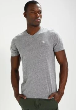 Abercrombie & Fitch Vneck 3 Pack - Basic T-Shirt - White/Black/Grey 11 Abercrombie & Fitch Vneck 3 Pack - Basic T-Shirt - White/Black/Grey -Fashion Clothing Store 9973a057bf084093a533ae70a3fe0f9d