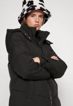 Pieces Petite Pcjamilla Puffer Jacket - Winter Coat - Black 10 Pieces Petite Pcjamilla Puffer Jacket - Winter Coat - Black -Fashion Clothing Store 9bbf5d9c0a964e628967c9f851a1a422