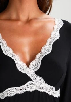 Anna Field Heidi Long Sleeves Viscose Nightdress - Nightie - Black -Fashion Clothing Store 9cbb26f39b384778a8a395532fe9436b