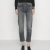 MOTHER The Tomcat Ankle - Straight Leg Jeans - X Marks The Spot