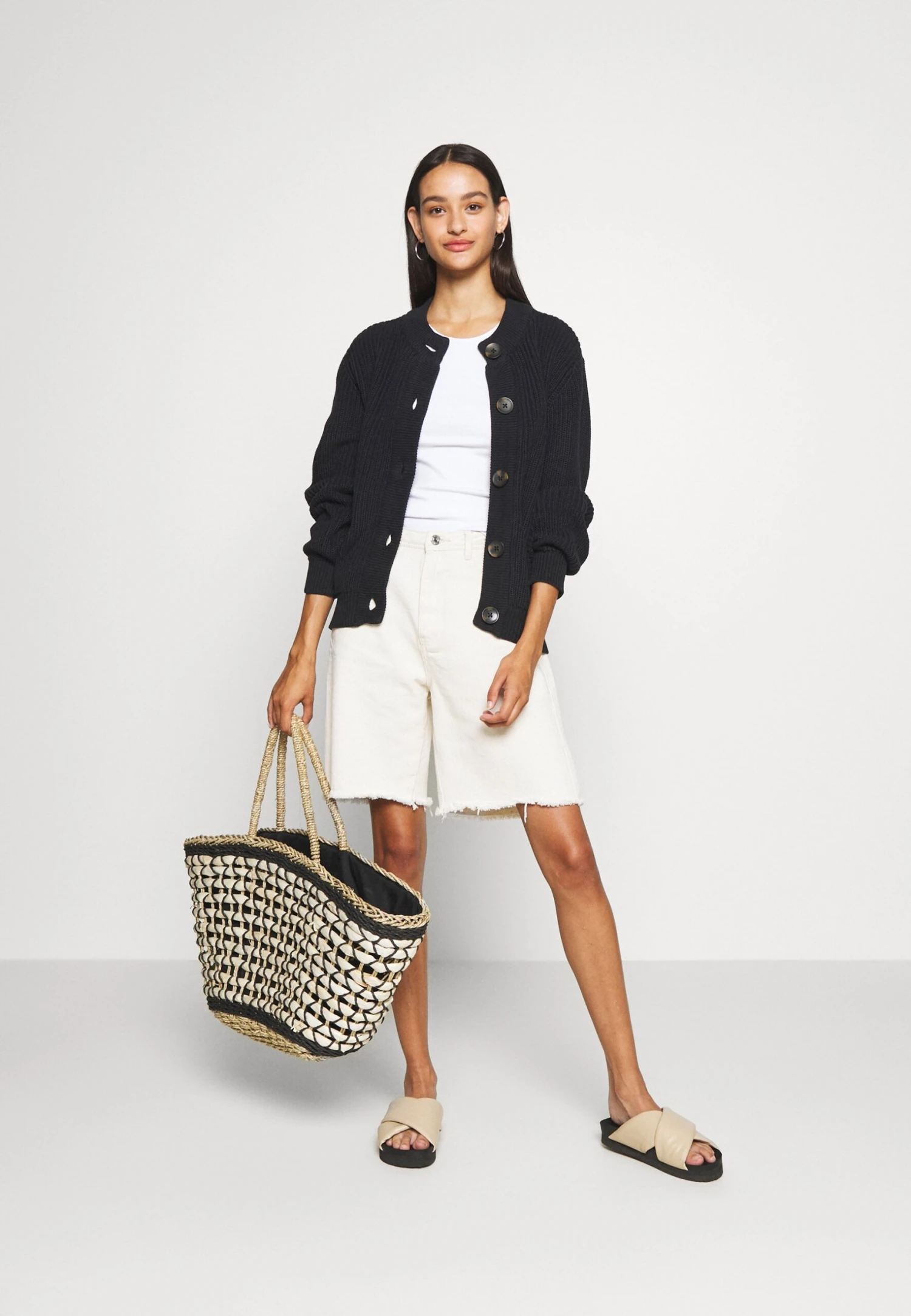 Minimum Affie - Cardigan - Black 2 Minimum Affie - Cardigan - Black - Image 2