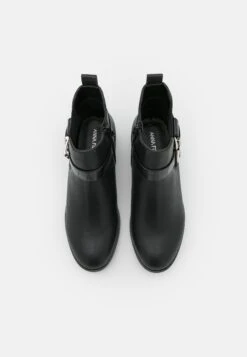Comfort - Classic Ankle Boots - Black -Fashion Clothing Store a5c5ebd5bd4f4648b5c2baa4fb3c5f12