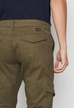 Indicode Jeans Javier - Cargo Trousers - Army -Fashion Clothing Store b344b1037cd74a6aae3f10f52c4ad088