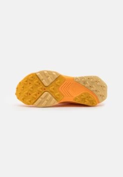 Nike Performance Zoomx Zegama- Trail Running Shoes - Sundial/Melon Tint/Safety Orange -Fashion Clothing Store b3913405e7954a7da5f67e9ed9d6454d