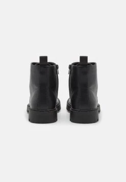 Pier One Unisex - Ankle Boots - Black 8 Pier One Unisex - Ankle Boots - Black -Fashion Clothing Store b4bba21c5c5045809f9f89fdc8738ce6