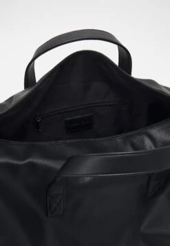 Pier One Unisex - Weekend Bag - Black -Fashion Clothing Store b75bb8dee5e0485583479fa701d08243