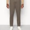 Minimum Pleat- Chinos - Major Brown