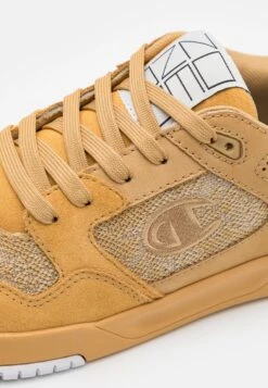 Champion Low Cut Shoe Z80 Desert Ash- Basketball Shoes - Sand -Fashion Clothing Store c3676bf35a164bd4aaa16e5c8e40a383