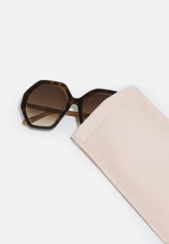 Chloé Sunglasses - Havana/Brown -Fashion Clothing Store c5aa1ab0a4f5447ab005664289e22280