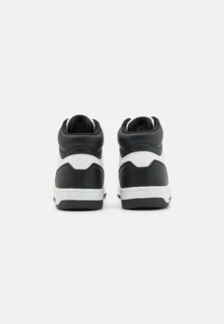 Pier One High-Top Trainers - White 8 Pier One High-Top Trainers - White -Fashion Clothing Store c7d42de382f643bcb7b8e5bacedab58d