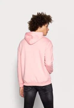 Pier One Hoodie - Pink -Fashion Clothing Store c973de6e5c194997a8aa326e9368f6ff