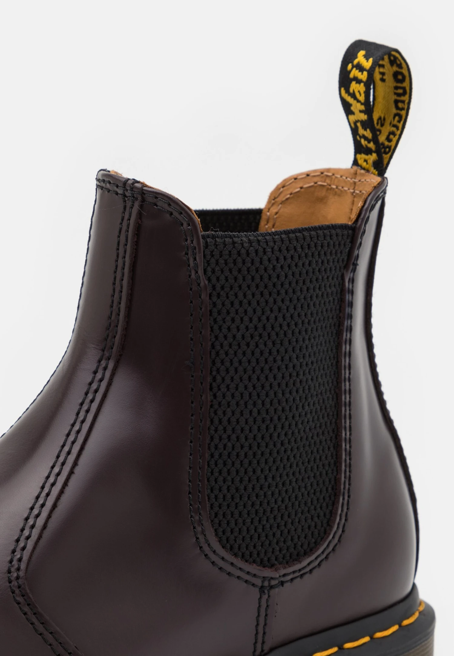 Dr. Martens 2976 Unisex - Classic Ankle Boots - Old Oxblood Smooth 6 Dr. Martens 2976 Unisex - Classic Ankle Boots - Old Oxblood Smooth - Image 6