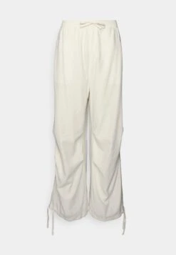 YOURTURN Genderless Parachute Unisex - Trousers - White -Fashion Clothing Store e139fd63cae746a1b32af638a2d54d38