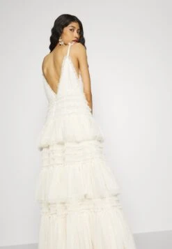 Needle & Thread ExclusiveCandice Gown - Occasion Wear - Cream -Fashion Clothing Store e4087b176a664207802cce180b1ce91f