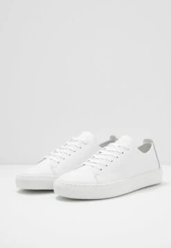 Bianco Biaajay- Trainers - White -Fashion Clothing Store e968e57670af4fbda7434b388da43a99