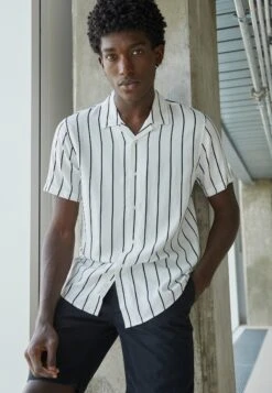 Pier One 2 Pack - Shirt - Black/White -Fashion Clothing Store e9850c2e54ca4eb6b01614842b047075