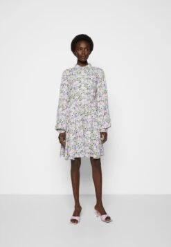 Selected Femme Judita Dress - Day Dress -Fashion Clothing Store e98d971952924a41a661d2071c96ddca