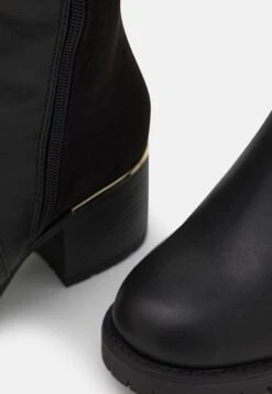 Over-The-Knee Boots - Black -Fashion Clothing Store f986835713a3455ba5042c9125b93004