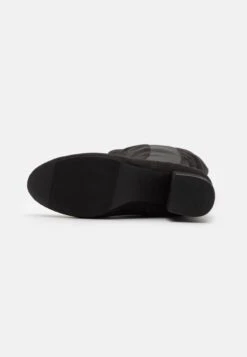 Anna Field Boots - Black -Fashion Clothing Store f9f4f7df33b34cd59f5bae857a73ea7d