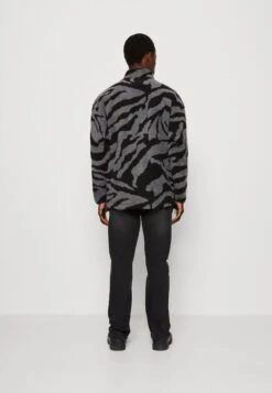 YOURTURN Unisex - Fleece Jacket - Grey -Fashion Clothing Store fb0a0ae1914e4939bc76695f0267d638